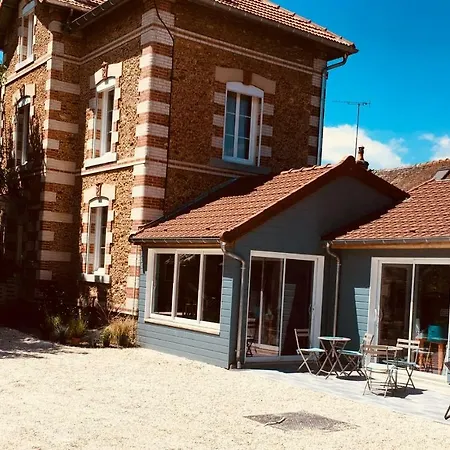 Maison L'aparte, Maison D'hotes De Charme En Champagne ゲストハウス